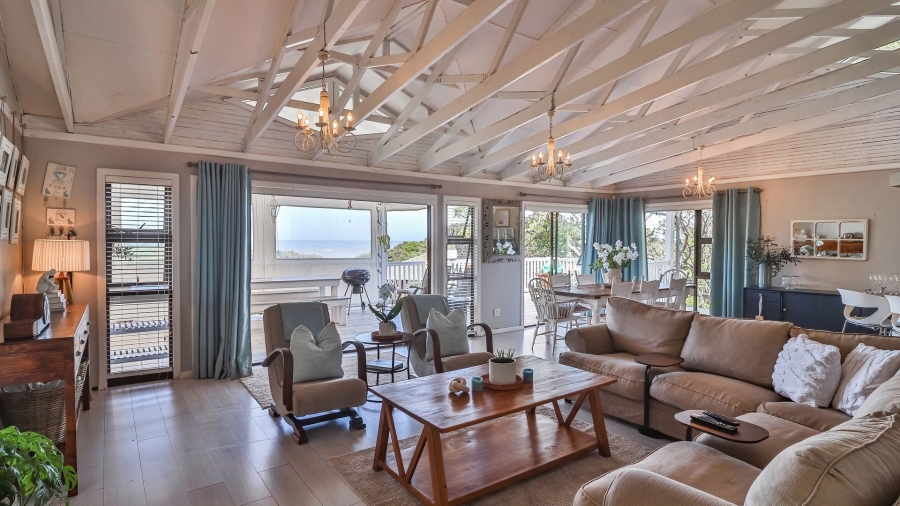 3 Bedroom Property for Sale in Sunrise On Sea Eastern Cape